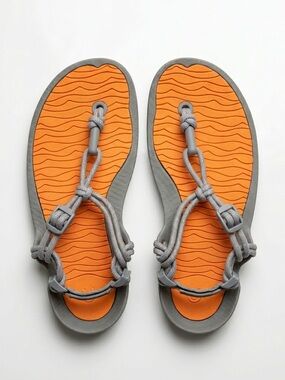 Xero Shoes Aqua Cloud Barefoot Sandals W10 Orange Grey